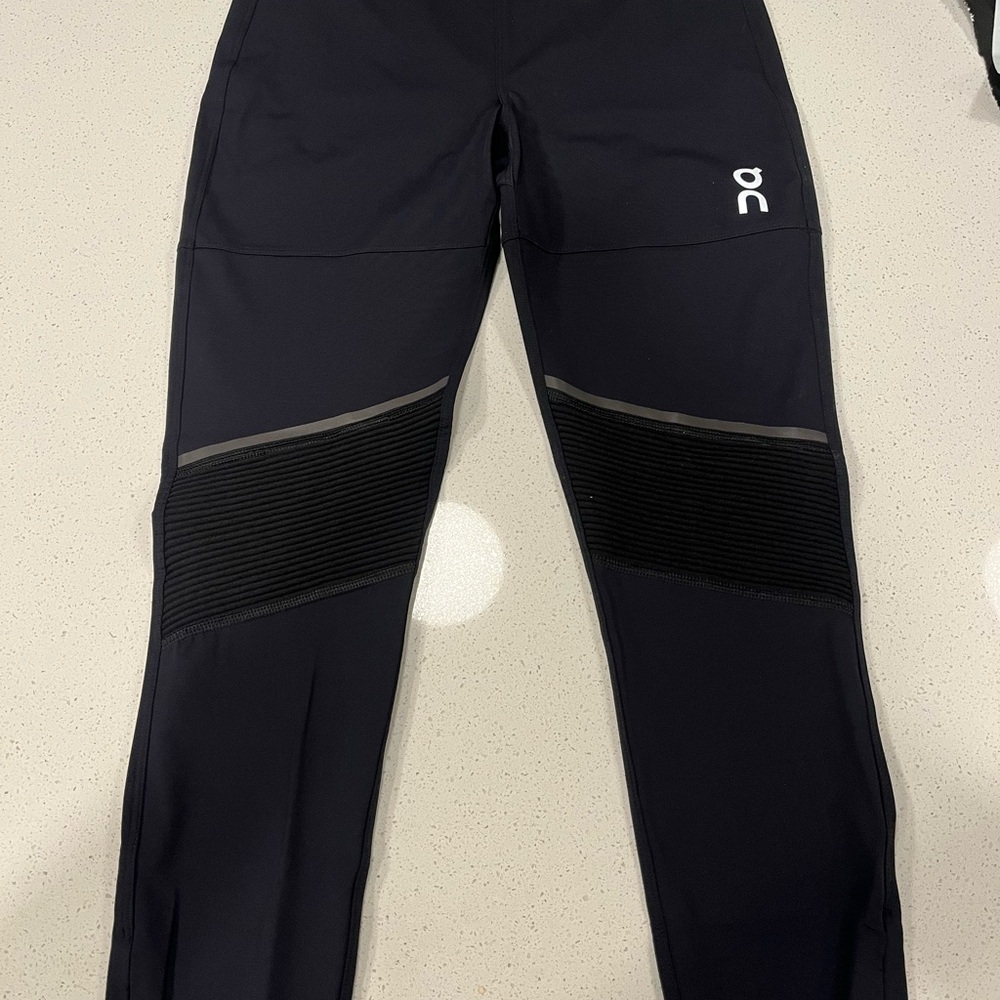 On Running Black Long Tights
